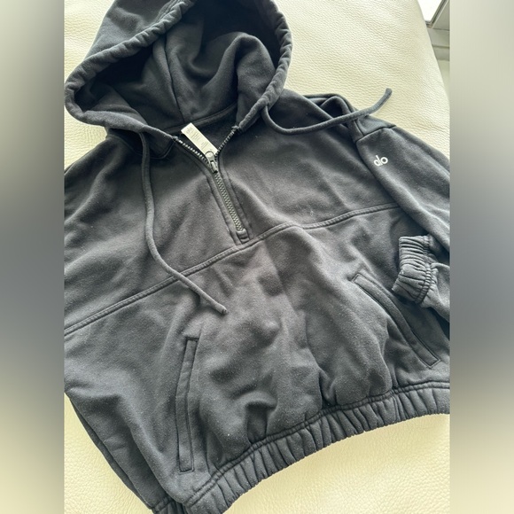 Cropped Alo yoga hoodie - Picture 4 of 4